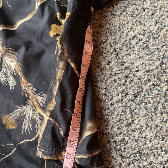 •Realtree• Camo Swim Shorts - Picture 9 of 10